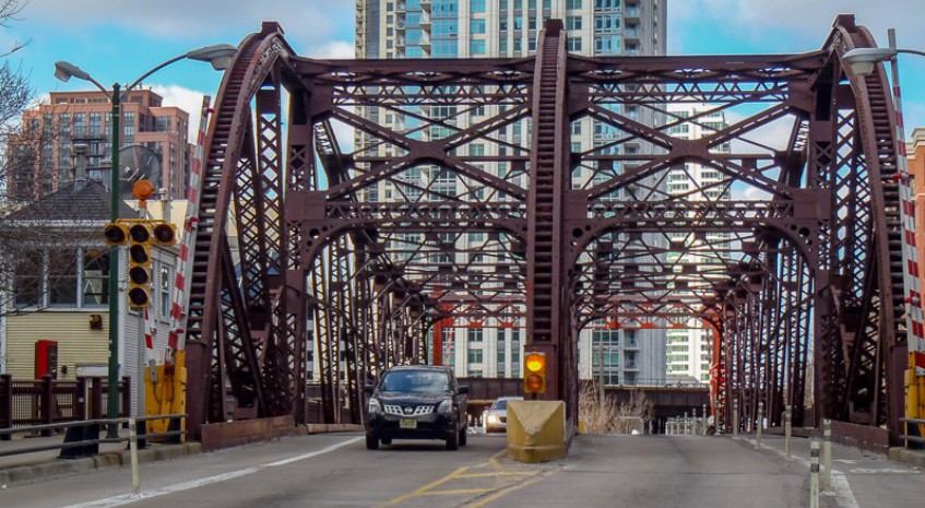W. Kinzie St.